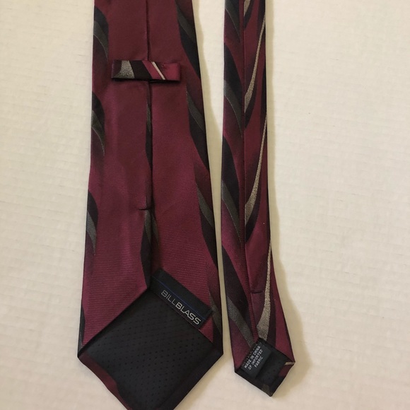 Men’s Tie - Picture 2 of 2